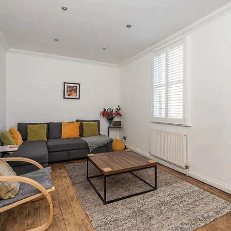 The Old Coach House Apartment York